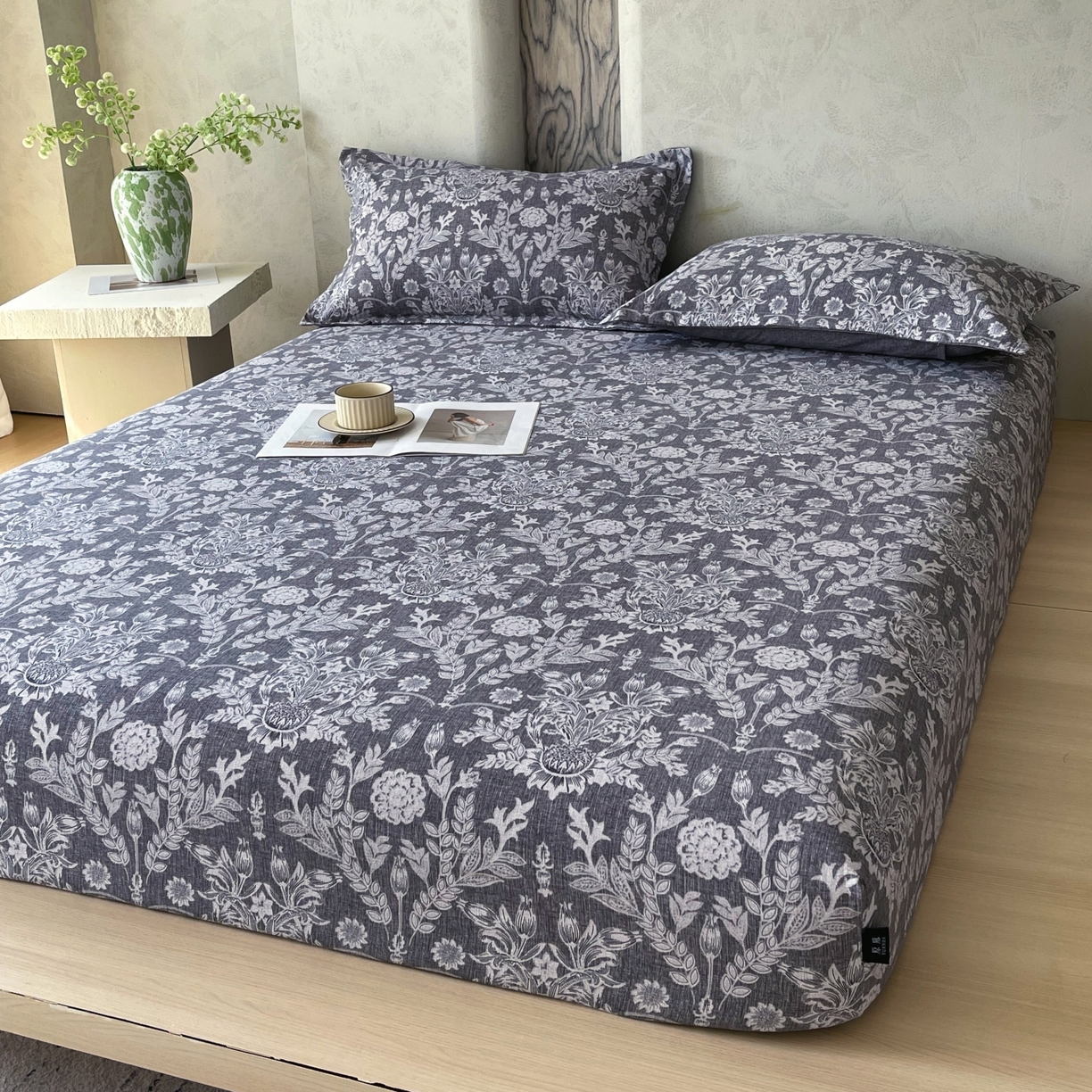 91家纺网 家纺一手货源 找家纺 梵克保罗 2025秋冬新款10A抗菌原麻床笠套件跨境外贸 人间草木