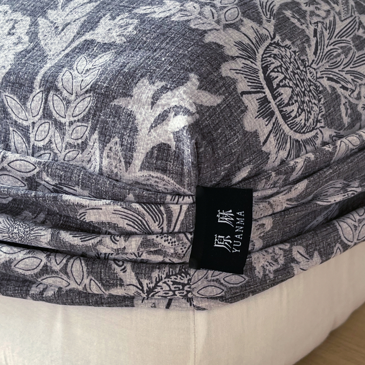 91家纺网 家纺一手货源 找家纺 梵克保罗 2025秋冬新款10A抗菌原麻床笠套件跨境外贸 人间草木