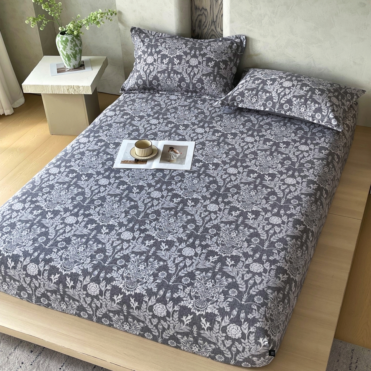 91家纺网 家纺一手货源 找家纺 梵克保罗 2025秋冬新款10A抗菌原麻床笠套件跨境外贸 人间草木