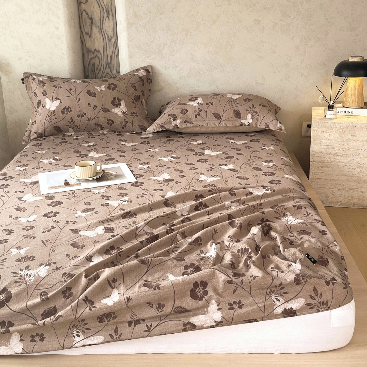 91家纺网 家纺一手货源 找家纺 梵克保罗 2025秋冬新款10A抗菌原麻床笠套件跨境外贸 秋风落叶