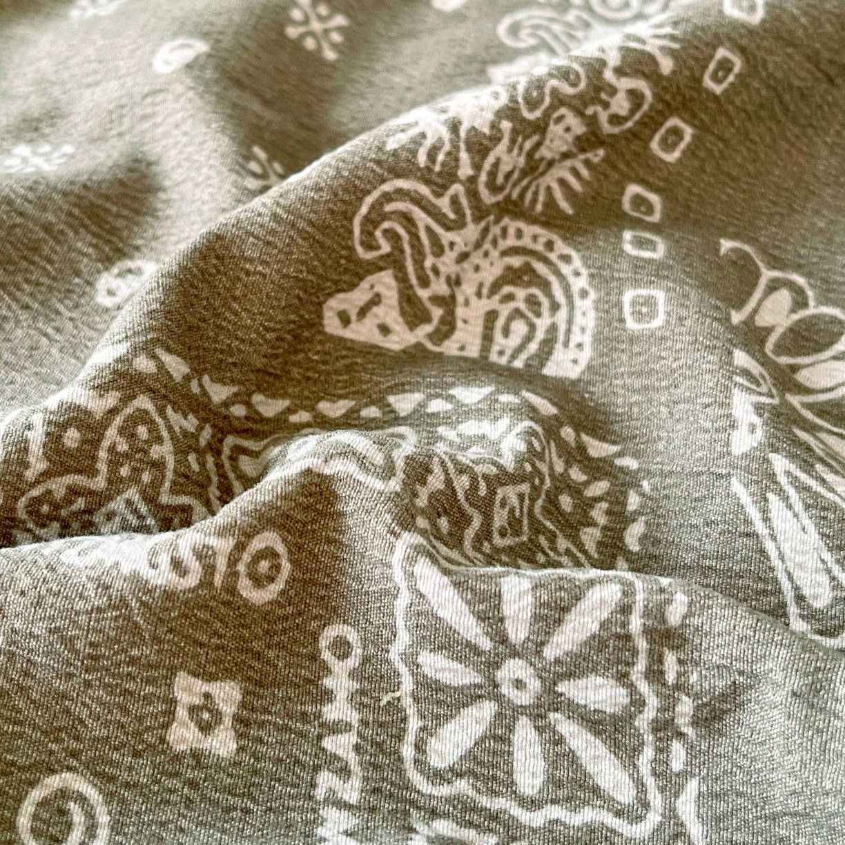 91家纺网 家纺一手货源 找家纺 梵克保罗 2025秋冬新款10A抗菌原麻床笠套件跨境外贸 墨染芳华