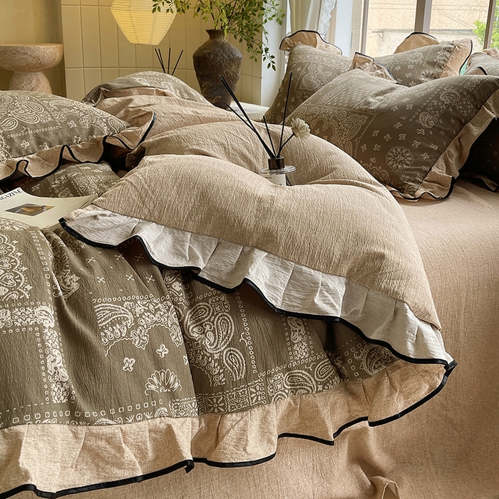 91家纺网 家纺一手货源 找家纺 梵克保罗 2025秋冬新品10A抗菌原麻荷叶边床单款三件套四件套 墨染芳华