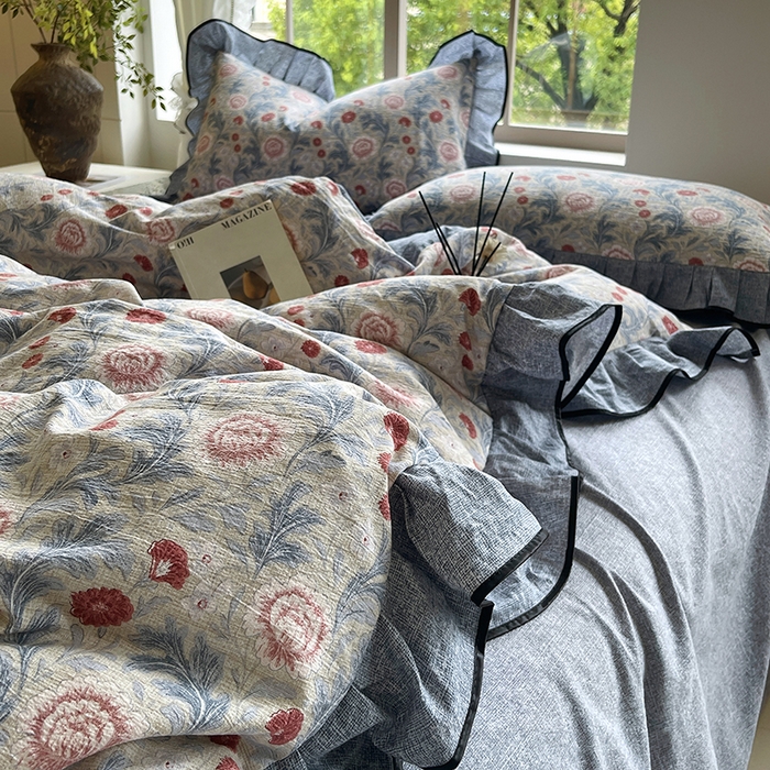 91家纺网 家纺一手货源 找家纺 梵克保罗 2025秋冬新品10A抗菌原麻荷叶边床单款三件套四件套 繁花似锦