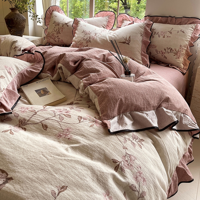 91家纺网 家纺一手货源 找家纺 梵克保罗 2025秋冬新品10A抗菌原麻荷叶边床单款三件套四件套 雁南飞