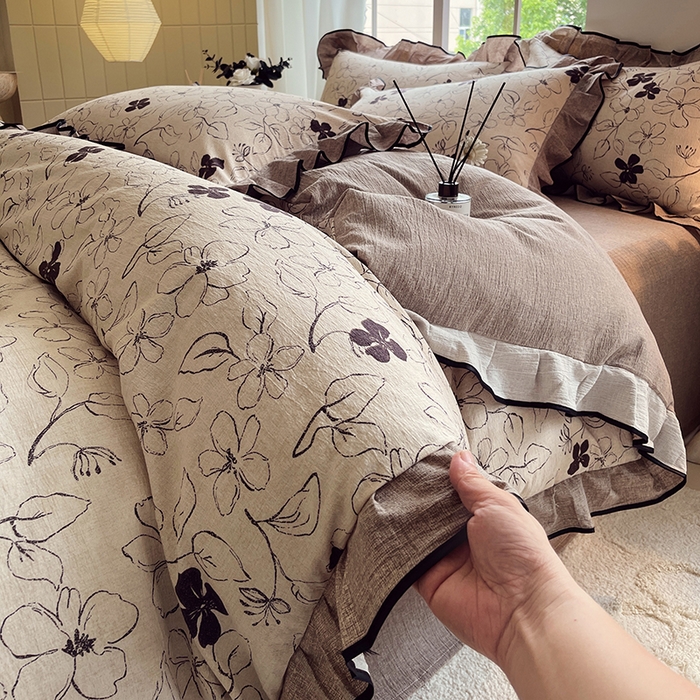 91家纺网 家纺一手货源 找家纺 梵克保罗 2025秋冬新品10A抗菌原麻荷叶边床单款三件套四件套 朝花夕拾