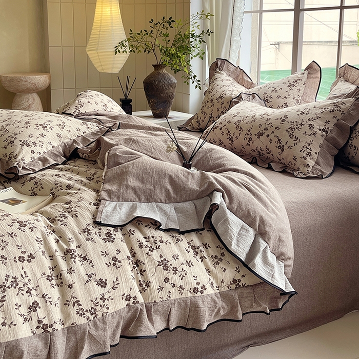 91家纺网 家纺一手货源 找家纺 梵克保罗 2025秋冬新品10A抗菌原麻荷叶边床单款三件套四件套 花枝漫天