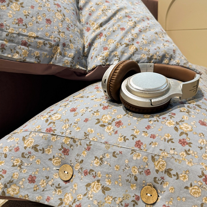 爱彼家纺 2025新款中古风亚麻水洗棉四件套-玫瑰系列-纽扣款 玫瑰-碎花漫语