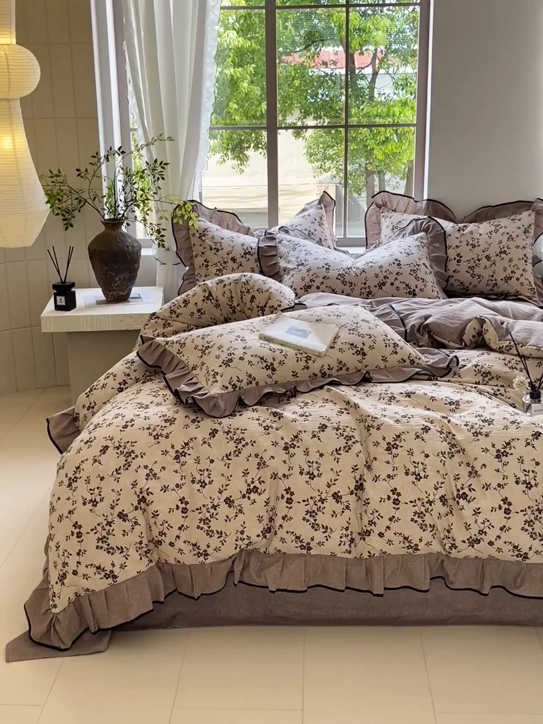 91家纺网 家纺一手货源 找家纺 梵克保罗 2025秋冬新品10A抗菌原麻荷叶边床单款三件套四件套 花枝漫天