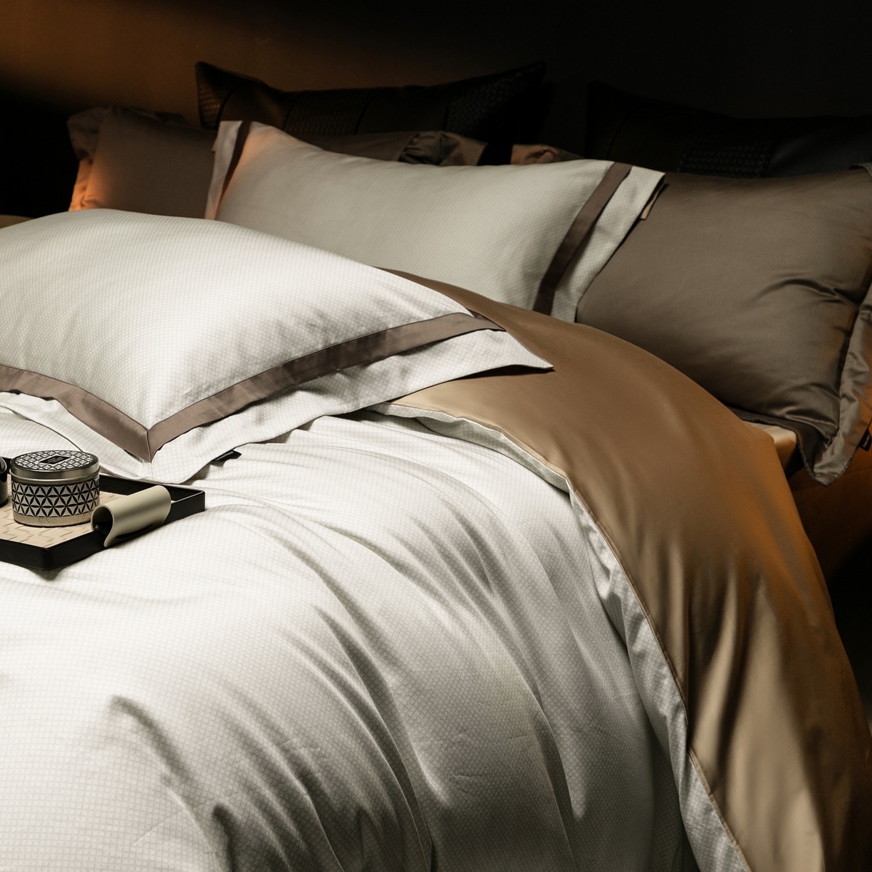 91家纺网 家纺一手货源 找家纺 （总）ONE TWO ONE 121 2025新款高支高密全棉贡缎长绒精工细作工艺款-维希【会员减-20】  控价 498 -51