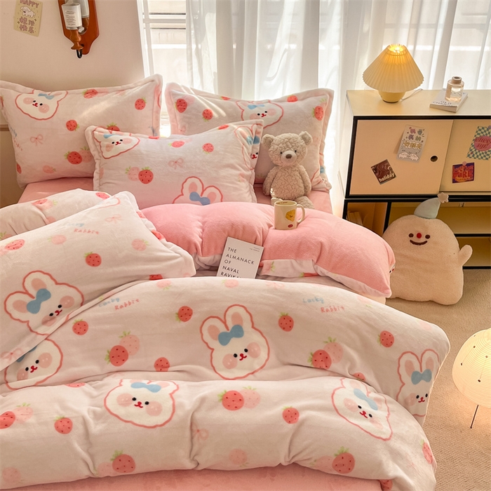 91家纺网 家纺一手货源 找家纺 寻米 2025新款高克重加厚保暖牛奶绒四件套-第二批 蜜可小兔