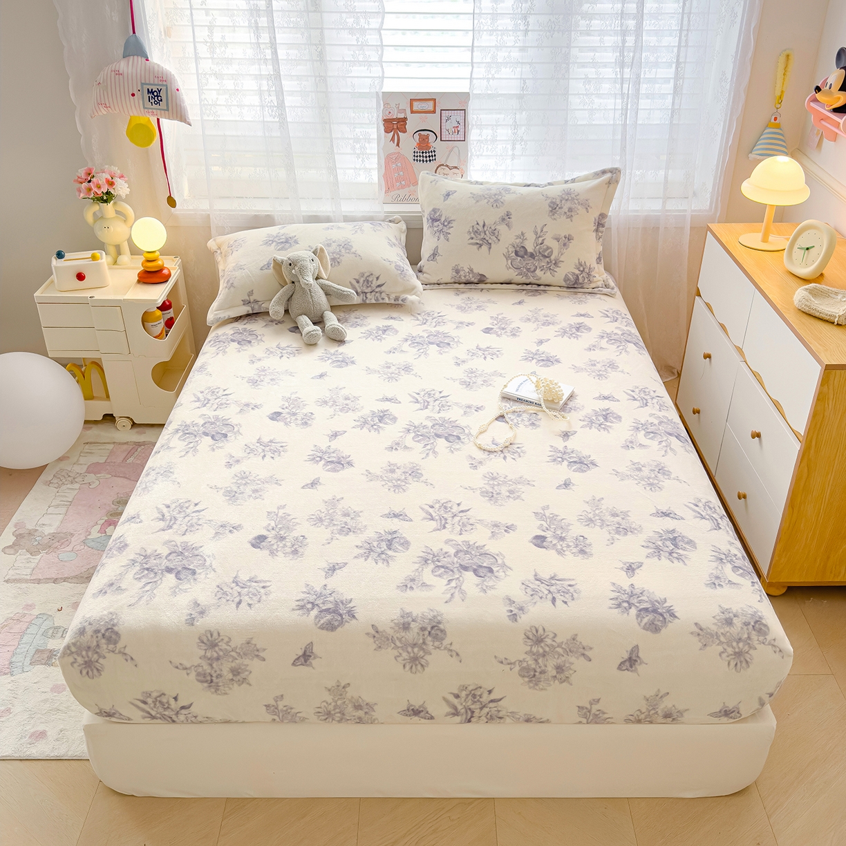 91家纺网 家纺一手货源 找家纺 久云居 2025新款高克重牛奶绒床笠 雅致田园