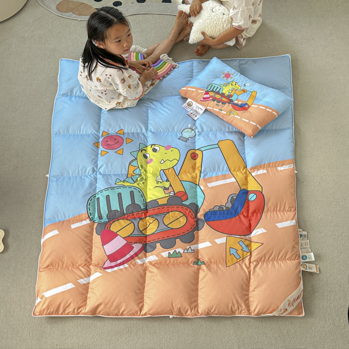 91家纺网 家纺一手货源 找家纺 暖羽屋羽绒馆 2025新款鹅绒被子 儿童羽绒被芯95白鹅绒 幼儿园冬被 学生羽绒被宿舍春秋被 恐龙挖掘机