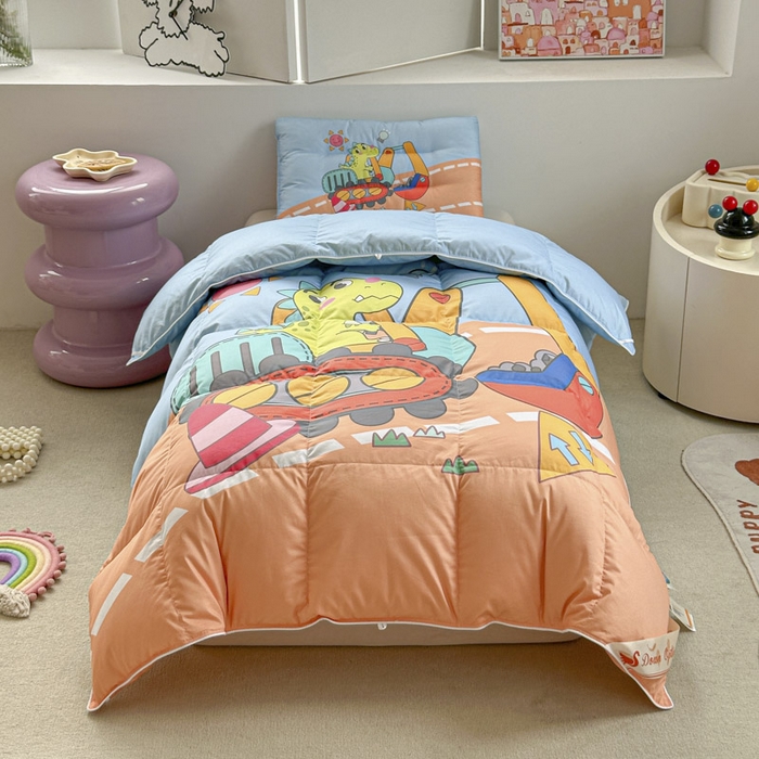 91家纺网 家纺一手货源 找家纺 暖羽屋羽绒馆 2025新款鹅绒被子 儿童羽绒被芯95白鹅绒 幼儿园冬被 学生羽绒被宿舍春秋被 恐龙挖掘机