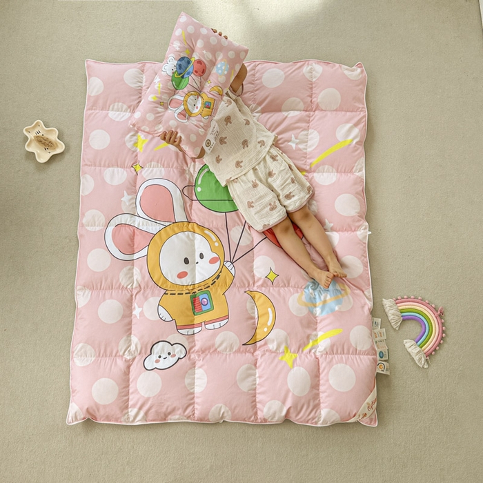 91家纺网 家纺一手货源 找家纺 暖羽屋羽绒馆 2025新款鹅绒被子 儿童羽绒被芯95白鹅绒 幼儿园冬被 学生羽绒被宿舍春秋被 梦想星球