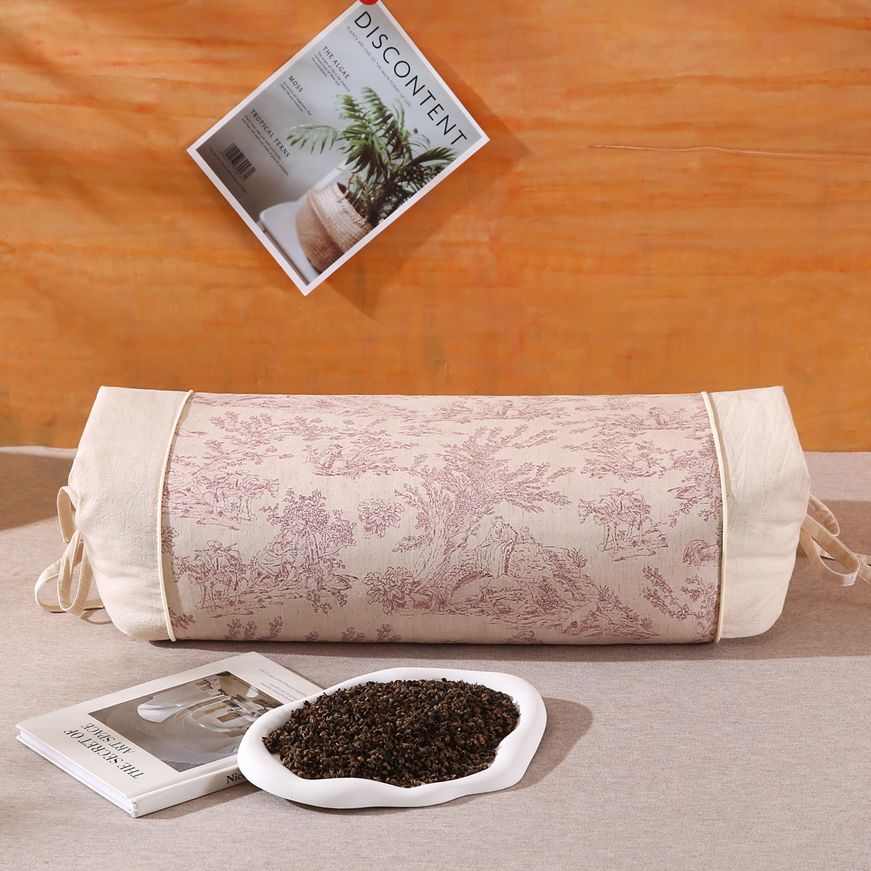 91家纺网 家纺一手货源 找家纺 梵希良品家纺 2025新款枕头护颈椎国潮棉麻系带款纯荞麦壳可拆卸可替换内胆助睡眠枕头枕芯 国风素描-朱红