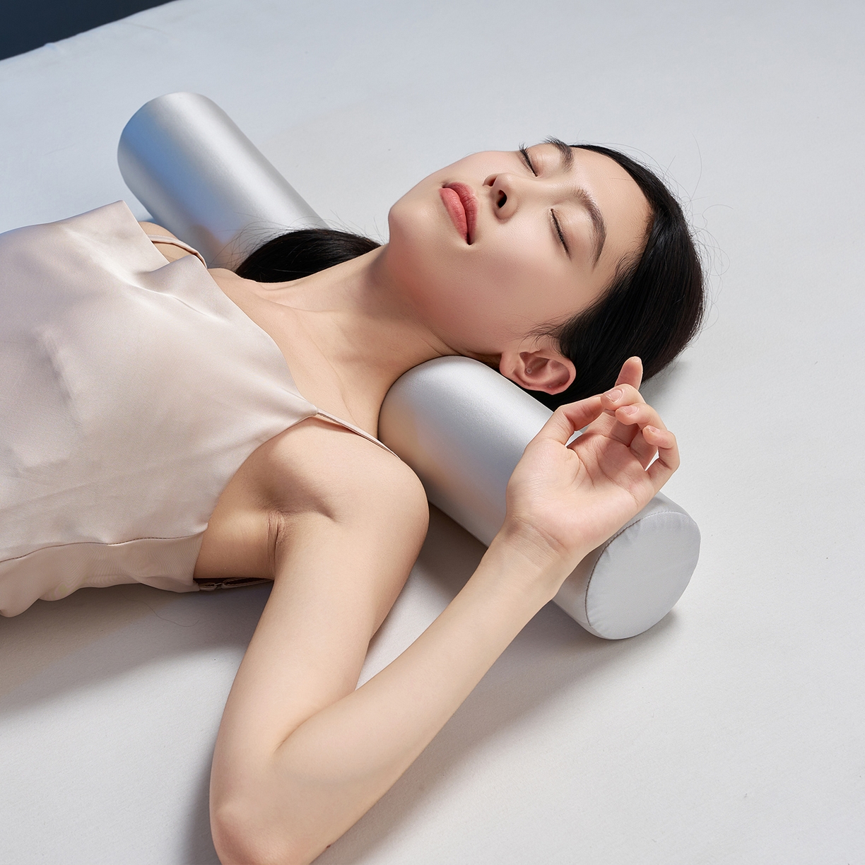 91家纺网 家纺一手货源 找家纺 乐可 2025新款零压记忆圆柱枕头枕芯 零压记忆-圆柱枕灰