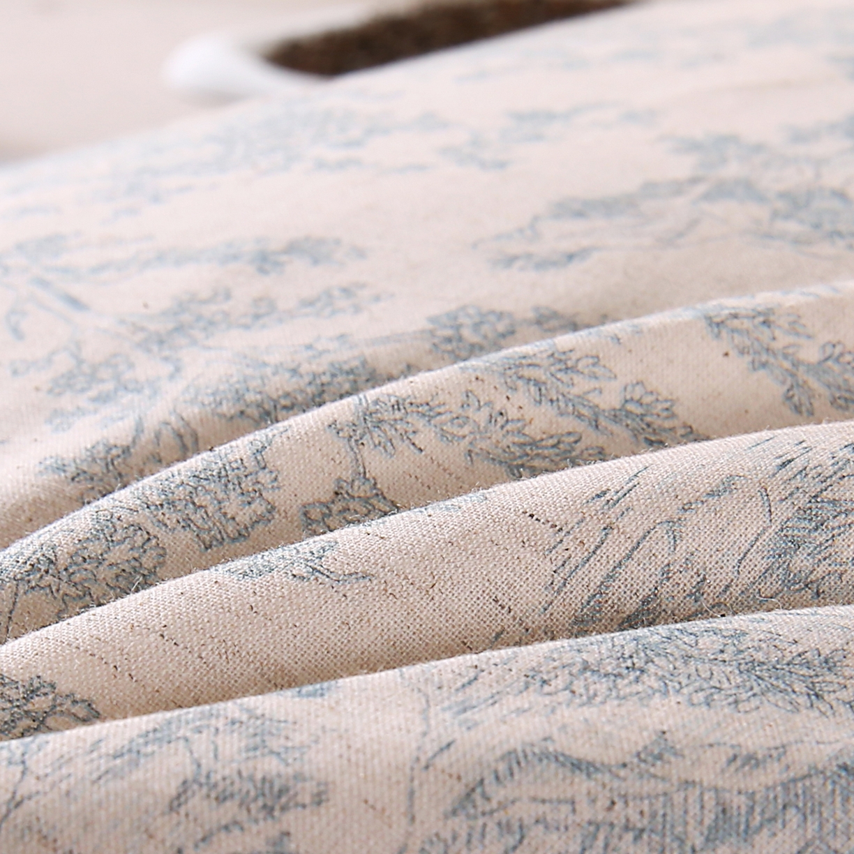 91家纺网 家纺一手货源 找家纺 梵希良品家纺 2025新款枕头护颈椎国潮棉麻纯荞麦壳可拆洗可替换内胆助睡眠枕头枕芯 国风素描-雅兰