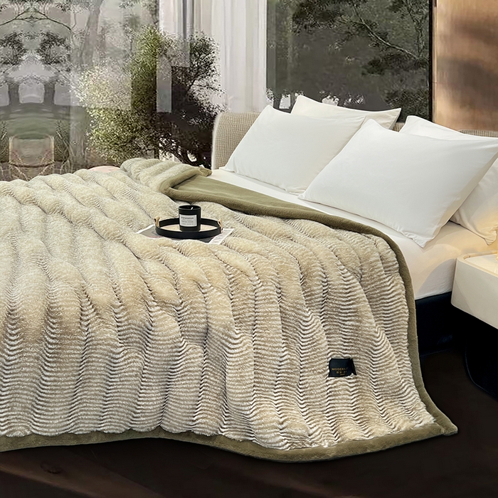 91家纺网 家纺一手货源 找家纺 （总）凯轩毛毯网销专供 2025新款婚庆仿皮草彩波纹艺术毯毛毯毯子-彩波纹