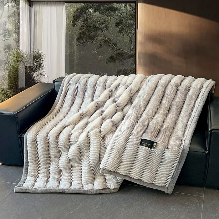 91家纺网 家纺一手货源 找家纺 （总）凯轩毛毯网销专供 2025新款婚庆仿皮草彩波纹艺术毯毛毯毯子-彩波纹