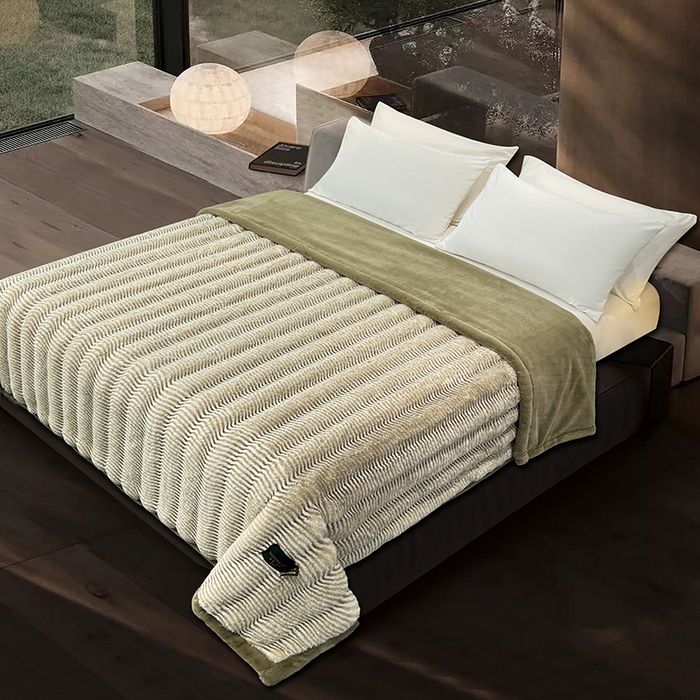 91家纺网 家纺一手货源 找家纺 凯轩毛毯网销专供 2025新款婚庆仿皮草彩波纹艺术毯毛毯毯子-彩波纹 彩波纹-墨绿