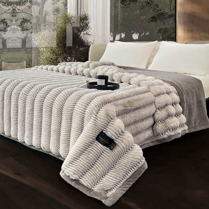 91家纺网 家纺一手货源 找家纺 凯轩毛毯网销专供 2025新款婚庆仿皮草彩波纹艺术毯毛毯毯子-彩波纹 彩波纹-浅灰