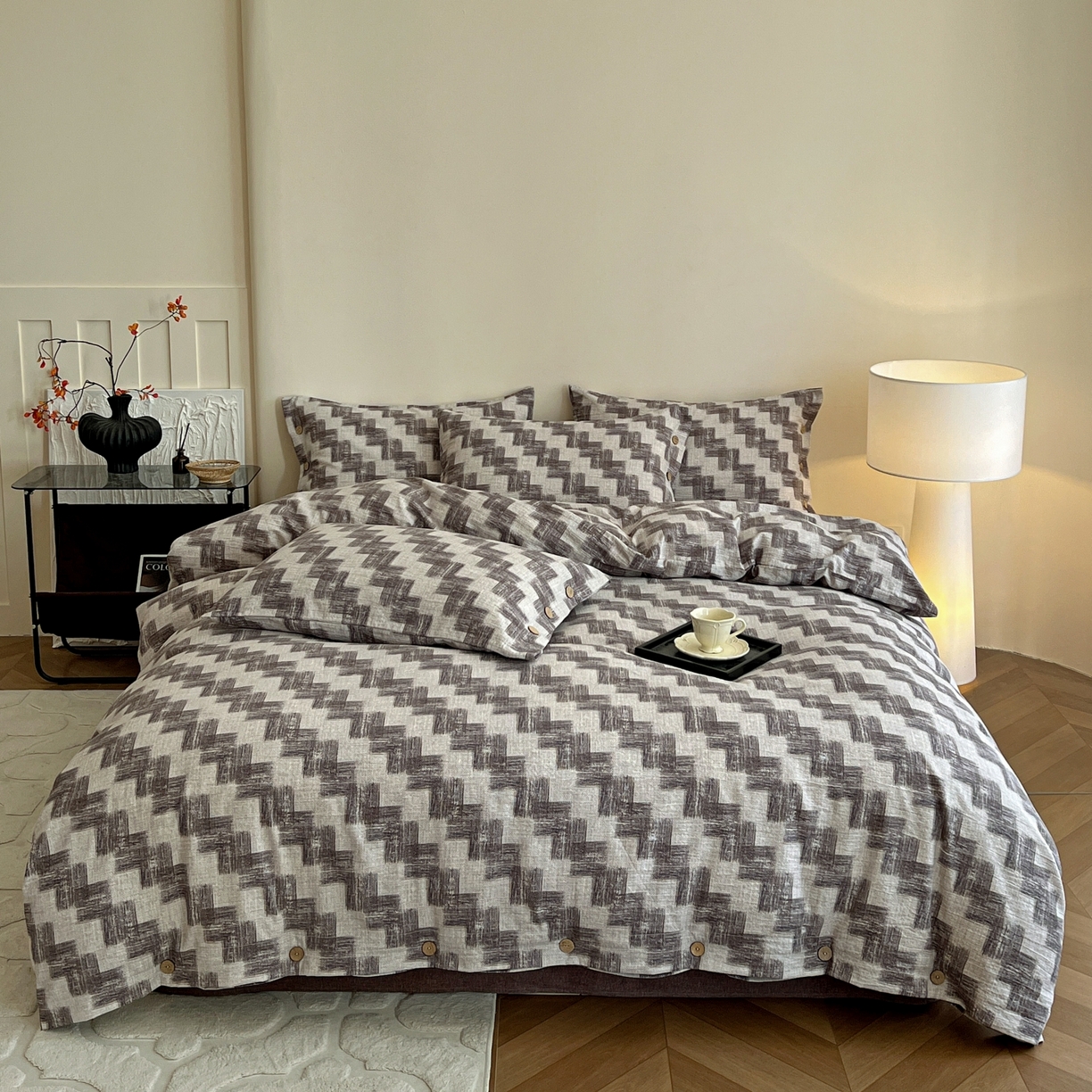 91家纺网 家纺一手货源 找家纺 （总）梵克保罗 2025新款亚麻纽扣款四件套