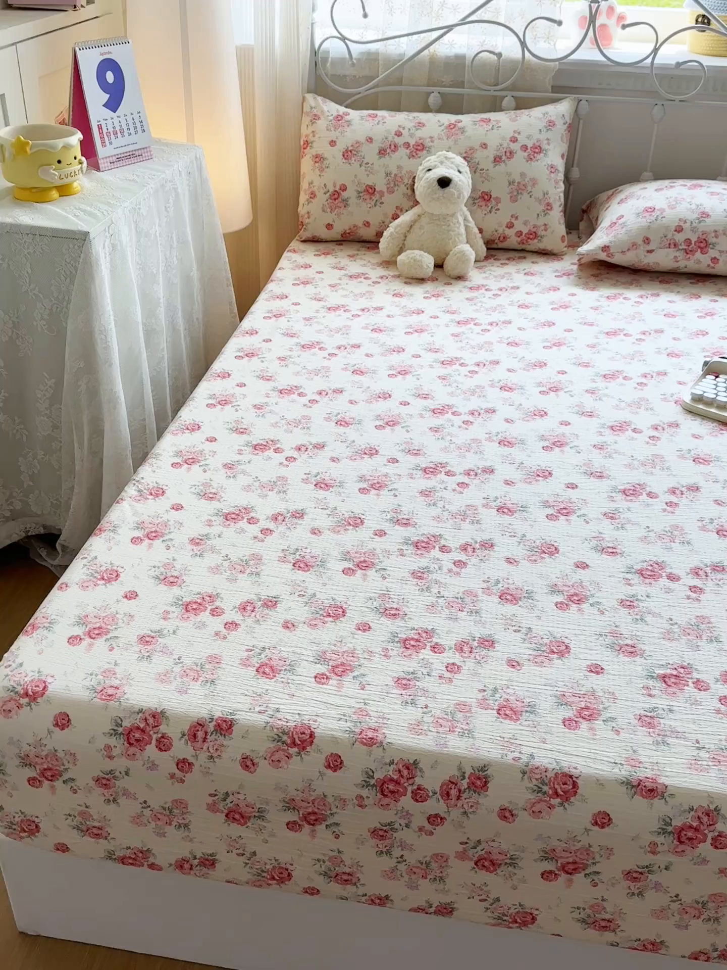 91家纺网 家纺一手货源 找家纺 爱彼家纺 2025新款水洗水洗棉印花床笠单品床笠床笠三件套风格一 柔粉蔷薇绘