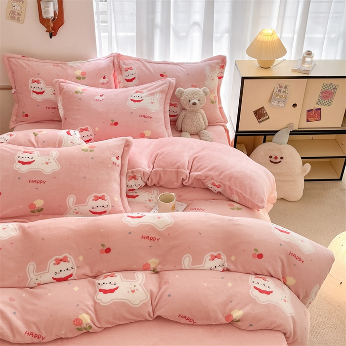 91家纺网 家纺一手货源 找家纺 寻米 2025新款高克重加厚保暖牛奶绒四件套-第二批 甜味小猫