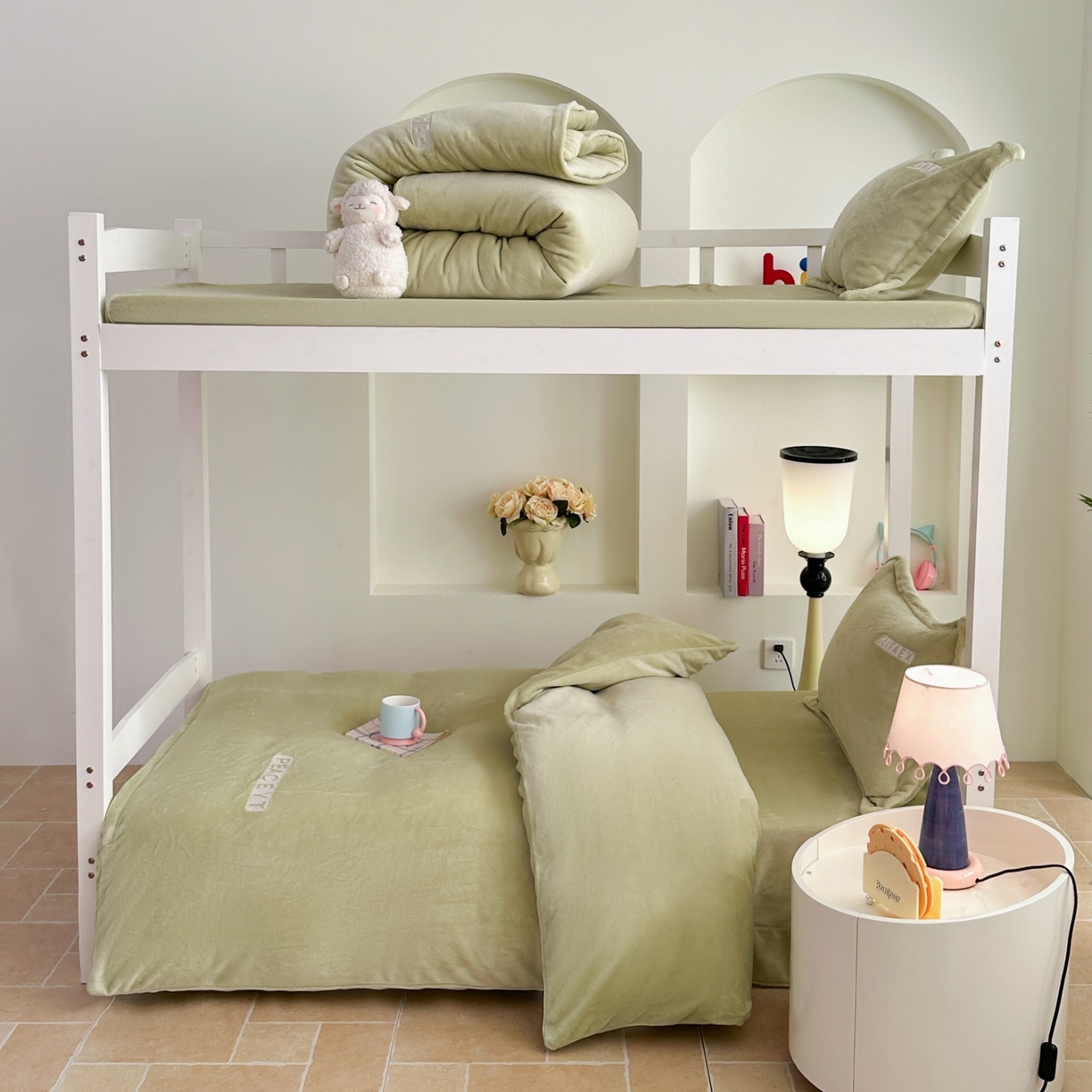 91家纺网 家纺一手货源 找家纺 梓之赫 2025新款230克全消光牛奶绒三件套-简居 简居-绿