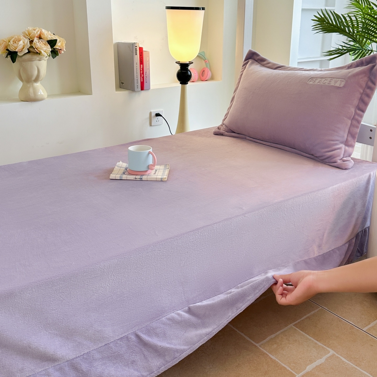 91家纺网 家纺一手货源 找家纺 梓之赫 2025新款230克全消光牛奶绒三件套-简居 简居-紫