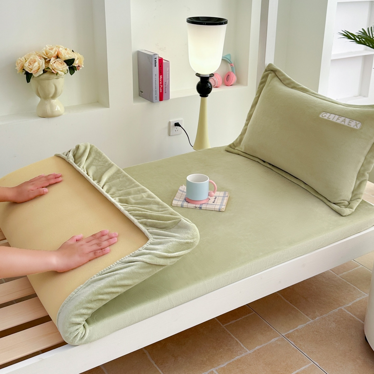 91家纺网 家纺一手货源 找家纺 梓之赫 2025新款230克全消光牛奶绒三件套-简居 简居-绿