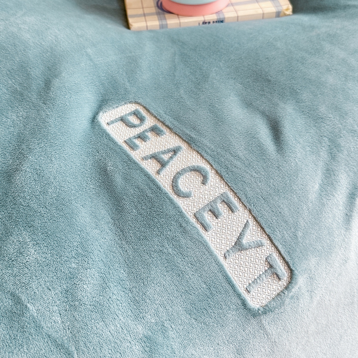 91家纺网 家纺一手货源 找家纺 梓之赫 2025新款230克全消光牛奶绒三件套-简居 简居-蓝