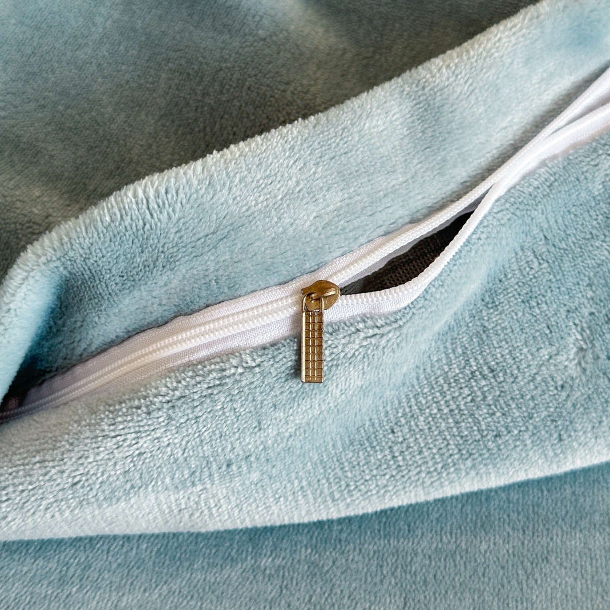 91家纺网 家纺一手货源 找家纺 梓之赫 2025新款230克全消光牛奶绒三件套-简居 简居-蓝