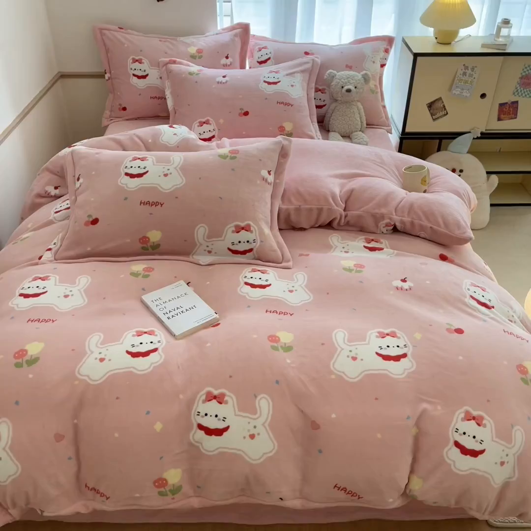 91家纺网 家纺一手货源 找家纺 寻米 2025新款高克重加厚保暖牛奶绒四件套-第二批 甜味小猫