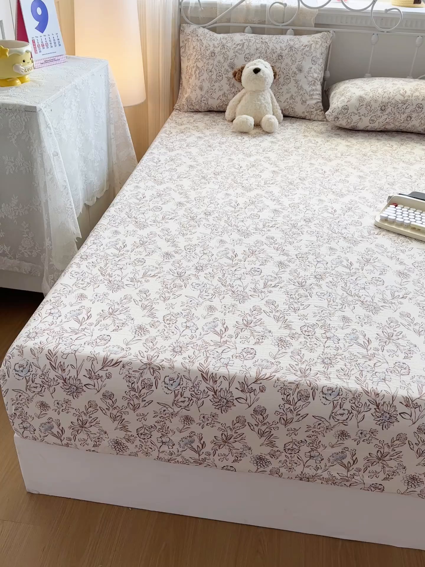 91家纺网 家纺一手货源 找家纺 爱彼家纺 2025新款水洗水洗棉印花床笠单品床笠床笠三件套风格一 淡彩花漾