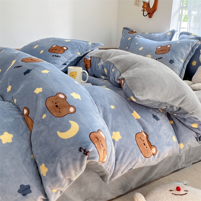 91家纺网 家纺一手货源 找家纺 寻米 2025新款高克重加厚保暖牛奶绒四件套-第二批 晚安小熊-灰