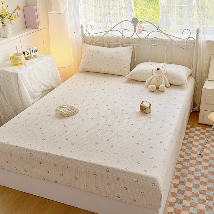 91家纺网 家纺一手货源 找家纺 爱彼家纺 2025新款水洗水洗棉印花床笠单品床笠床笠三件套风格一 格文草莓