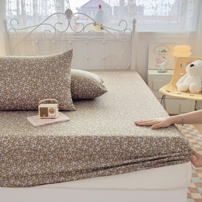 91家纺网 家纺一手货源 找家纺 爱彼家纺 2025新款水洗水洗棉印花床笠单品床笠床笠三件套风格一 花底碎星