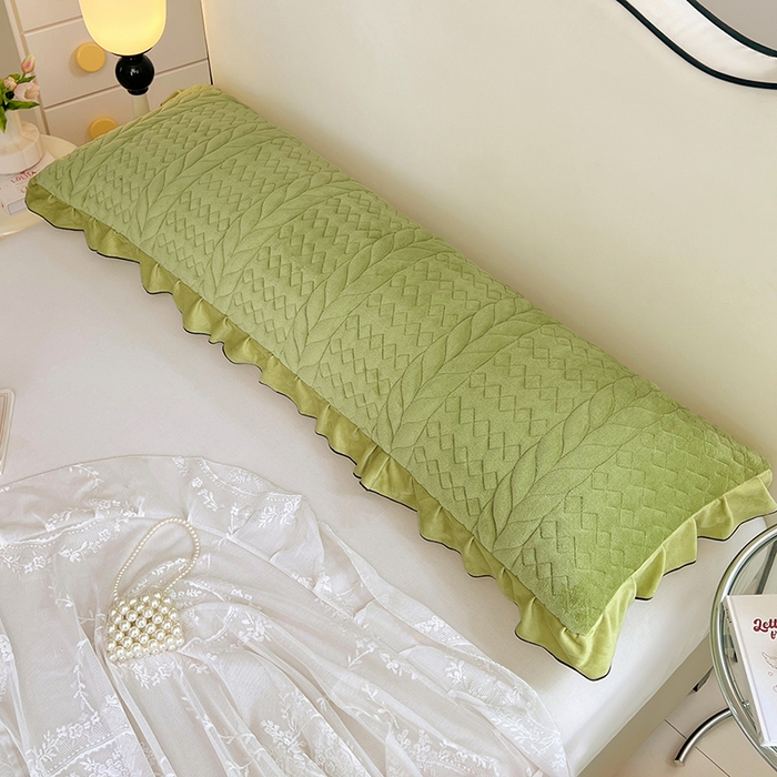 91家纺网 家纺一手货源 找家纺 梦舒羽 2025新款牛奶绒夹棉花边枕套情侣双人加长枕芯套枕头套-轻奢 花边轻奢款-果绿