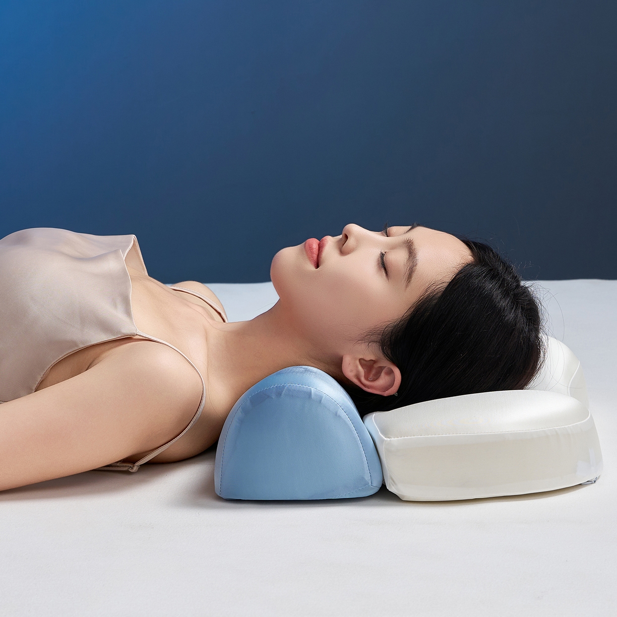 91家纺网 家纺一手货源 找家纺 乐可 2025新款零压记忆牵引枕头枕芯 零压记忆-牵引枕蓝