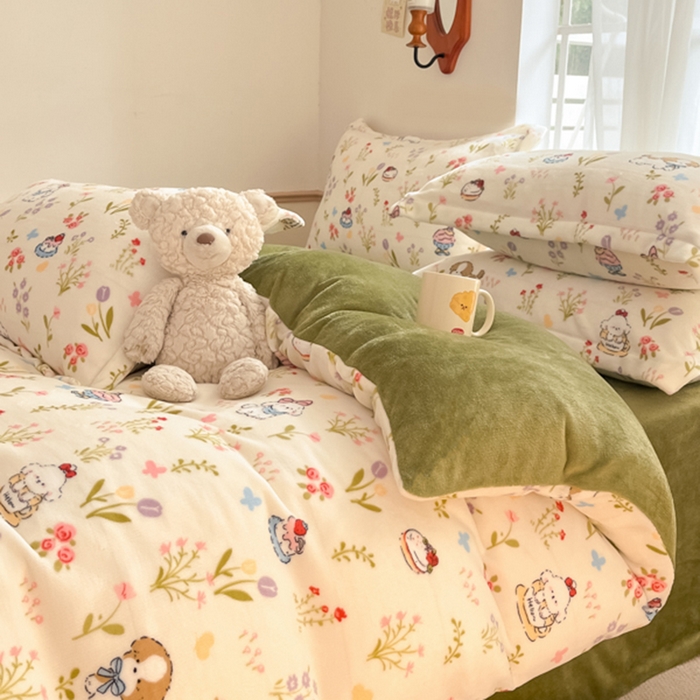 91家纺网 家纺一手货源 找家纺 寻米 2025新款高克重加厚保暖牛奶绒四件套-第二批 小狗茶园-绿