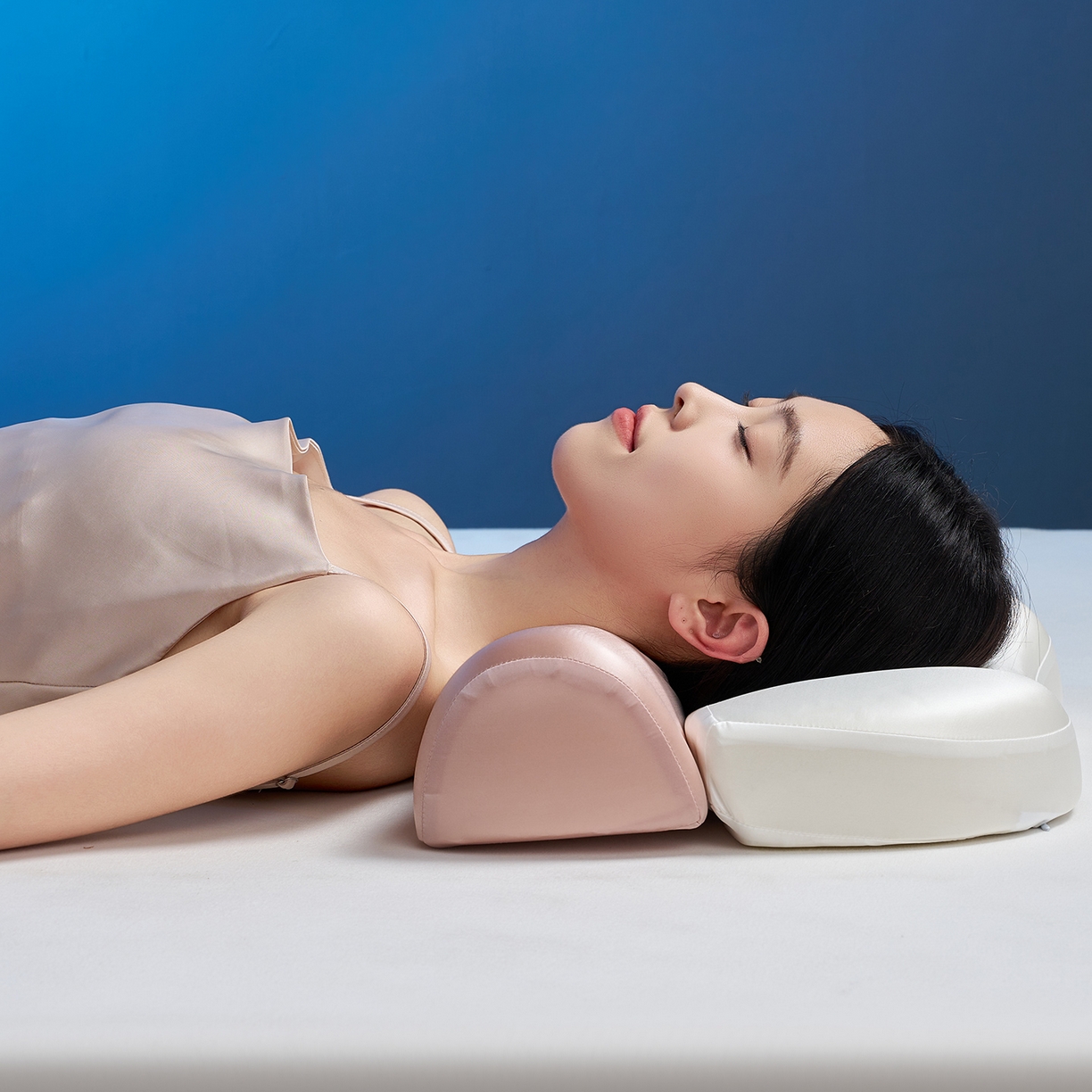 91家纺网 家纺一手货源 找家纺 乐可 2025新款零压记忆牵引枕头枕芯 零压记忆-牵引枕粉