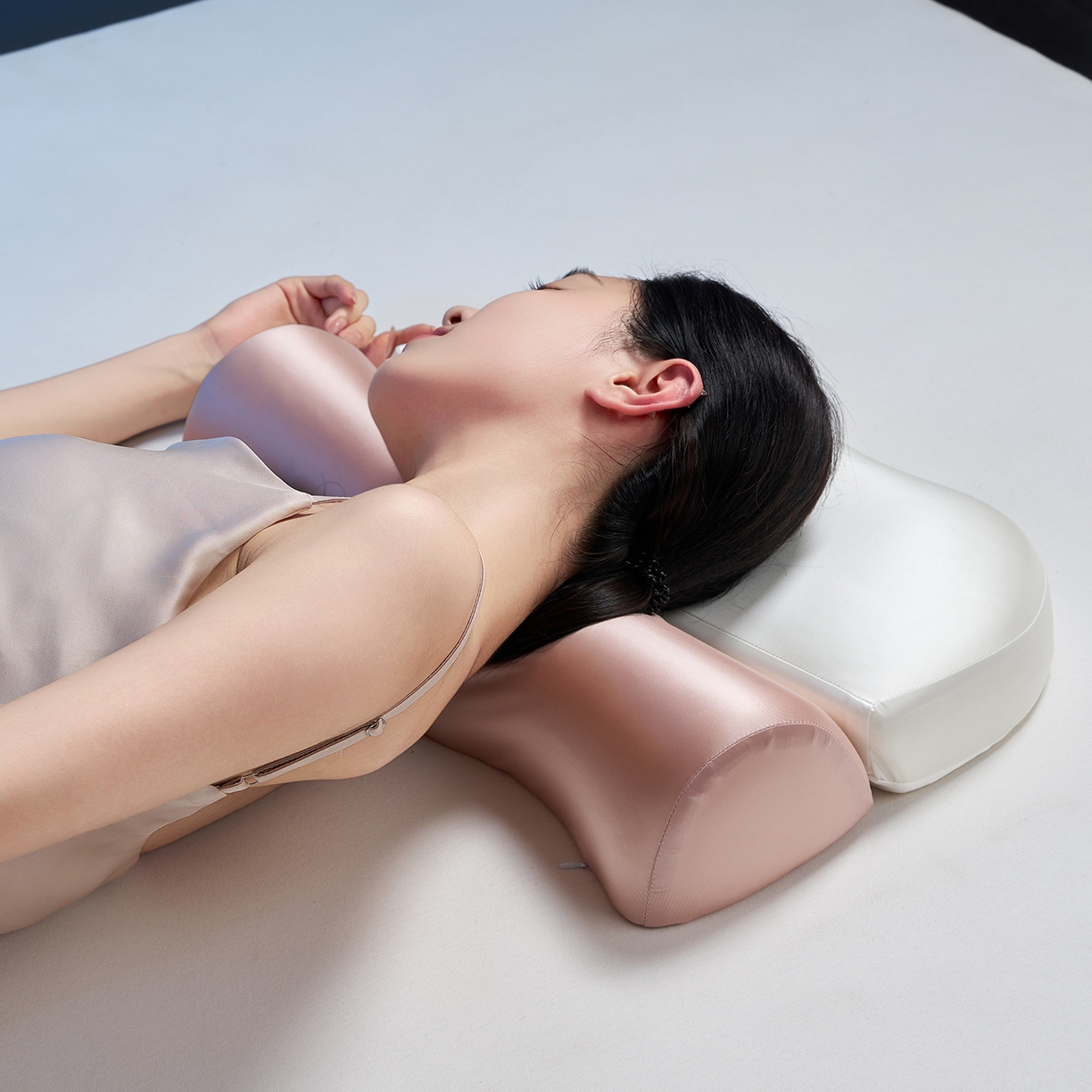 91家纺网 家纺一手货源 找家纺 乐可 2025新款零压记忆牵引枕头枕芯 零压记忆-牵引枕粉