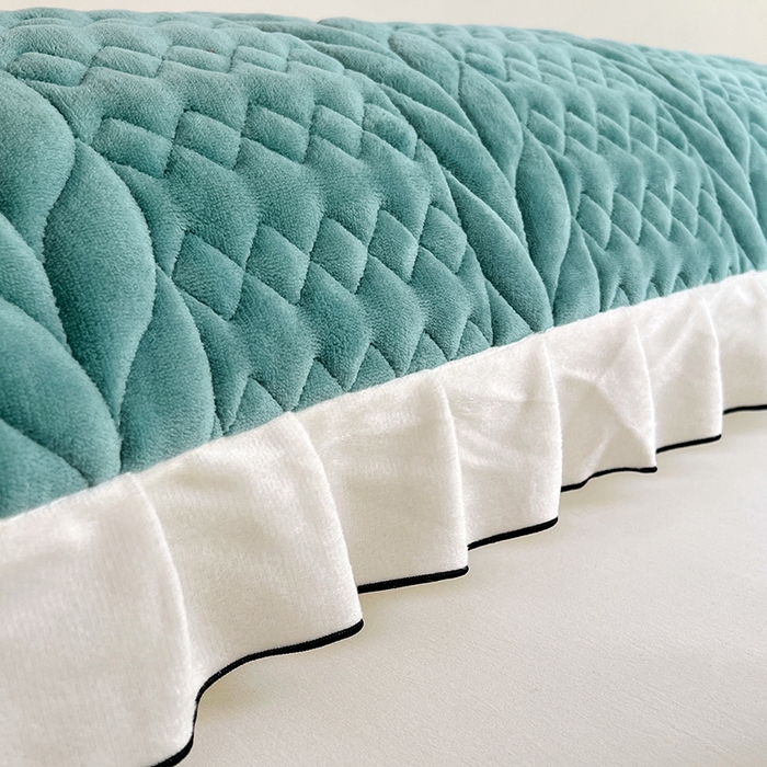 91家纺网 家纺一手货源 找家纺 梦舒羽 2025新款牛奶绒夹棉花边枕套情侣双人加长枕芯套枕头套-轻奢 花边轻奢款-浅水兰