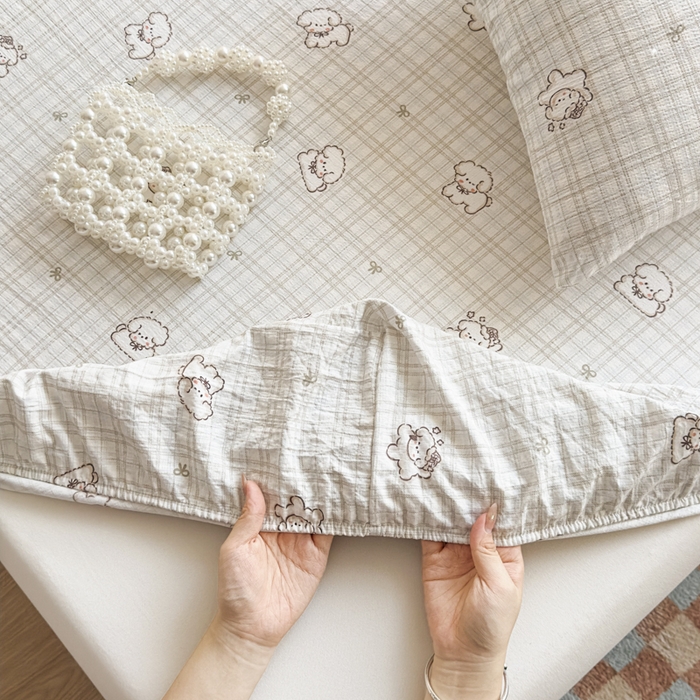 91家纺网 家纺一手货源 找家纺 爱彼家纺 2025新款水洗水洗棉印花床笠单品床笠床笠三件套风格一 小甜狗