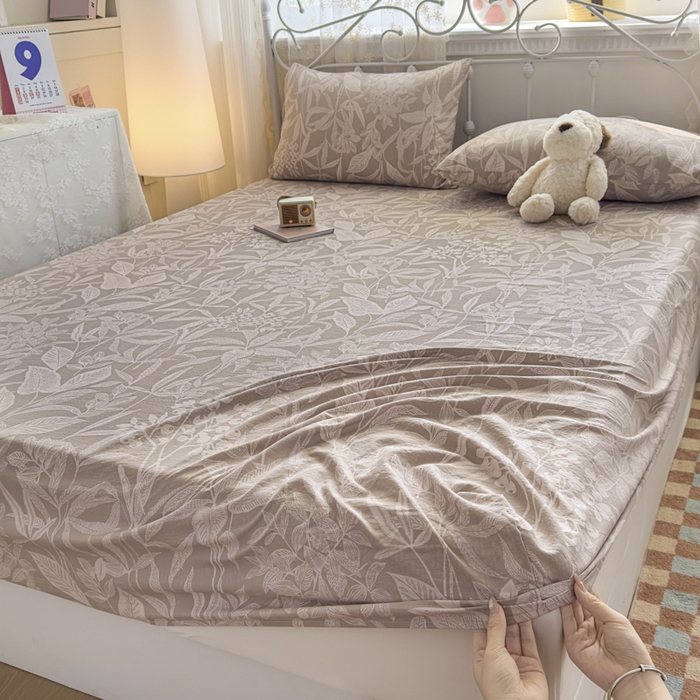 91家纺网 家纺一手货源 找家纺 爱彼家纺 2025新款水洗水洗棉印花床笠单品床笠床笠三件套风格一 叶影漫漫