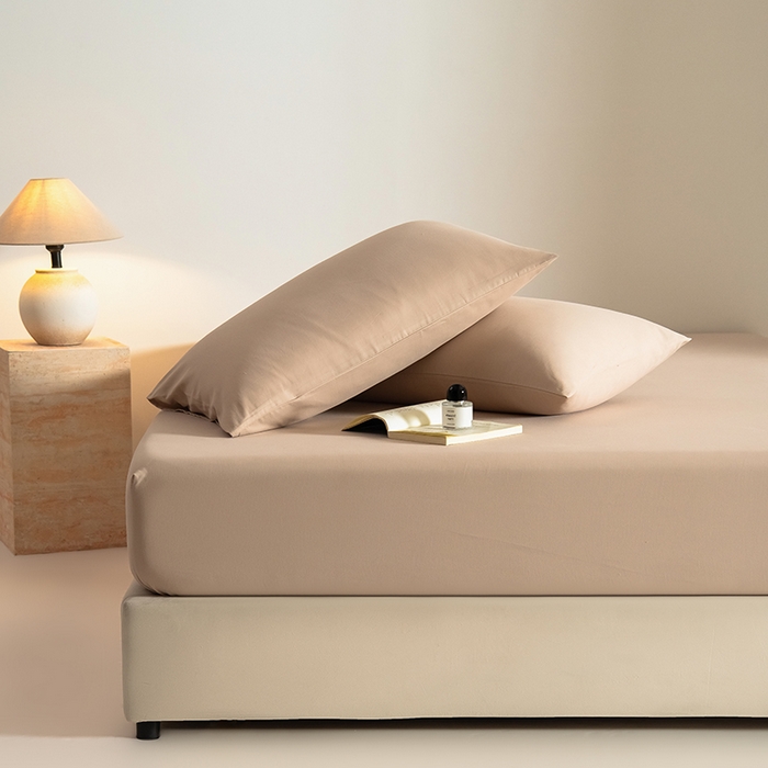 91家纺网 家纺一手货源 找家纺 Mr.pig猪先生水洗棉 2025新款A类50支双股全棉纯棉贡缎磨毛单床笠床笠单件 奶茶香槟