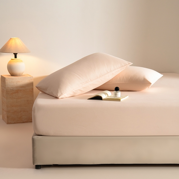 91家纺网 家纺一手货源 找家纺 Mr.pig猪先生水洗棉 2025新款A类50支双股全棉纯棉贡缎磨毛单床笠床笠单件 芙蓉粉