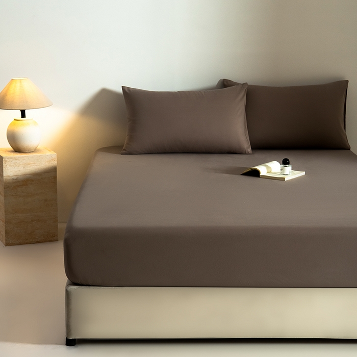 91家纺网 家纺一手货源 找家纺 Mr.pig猪先生水洗棉 2025新款A类50支双股全棉纯棉贡缎磨毛单床笠床笠单件 沙尘灰