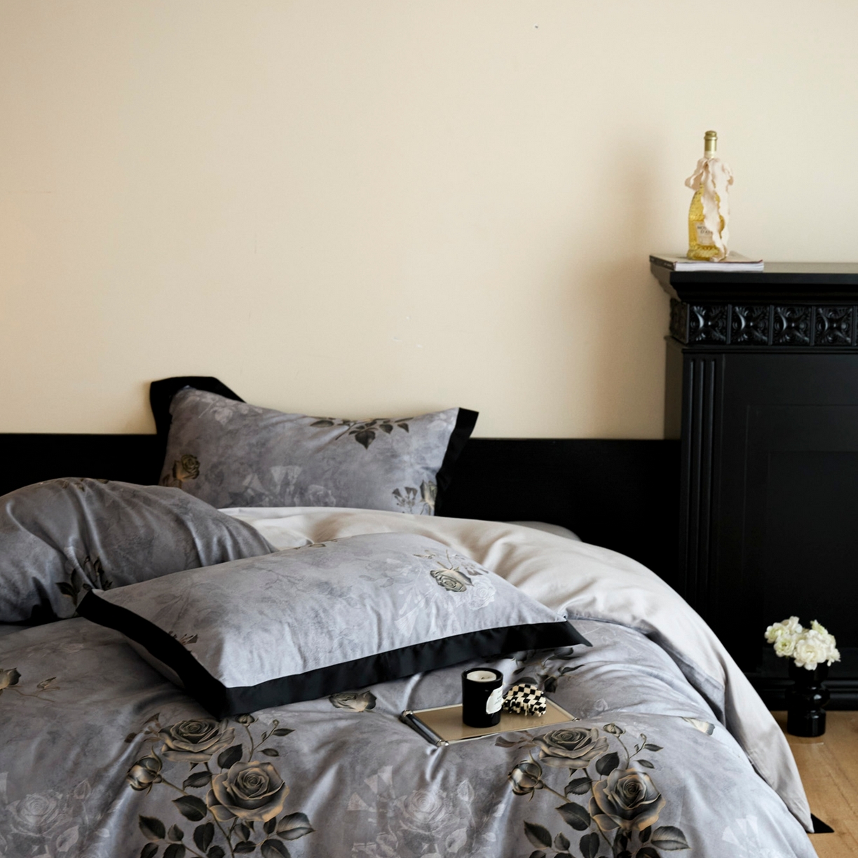 91家纺网 家纺一手货源 找家纺 帝王家纺 2025新款爆款秋冬印花四件套轻奢高级感磨毛超柔亲肤四季款 玫瑰之约-灰